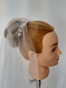 Dutt mit Schleier von Janaspa