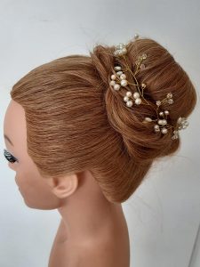 Dutt als Hochzeitsfrisur