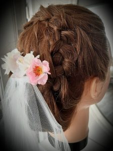 Flechtfrisur für die Hochzeit